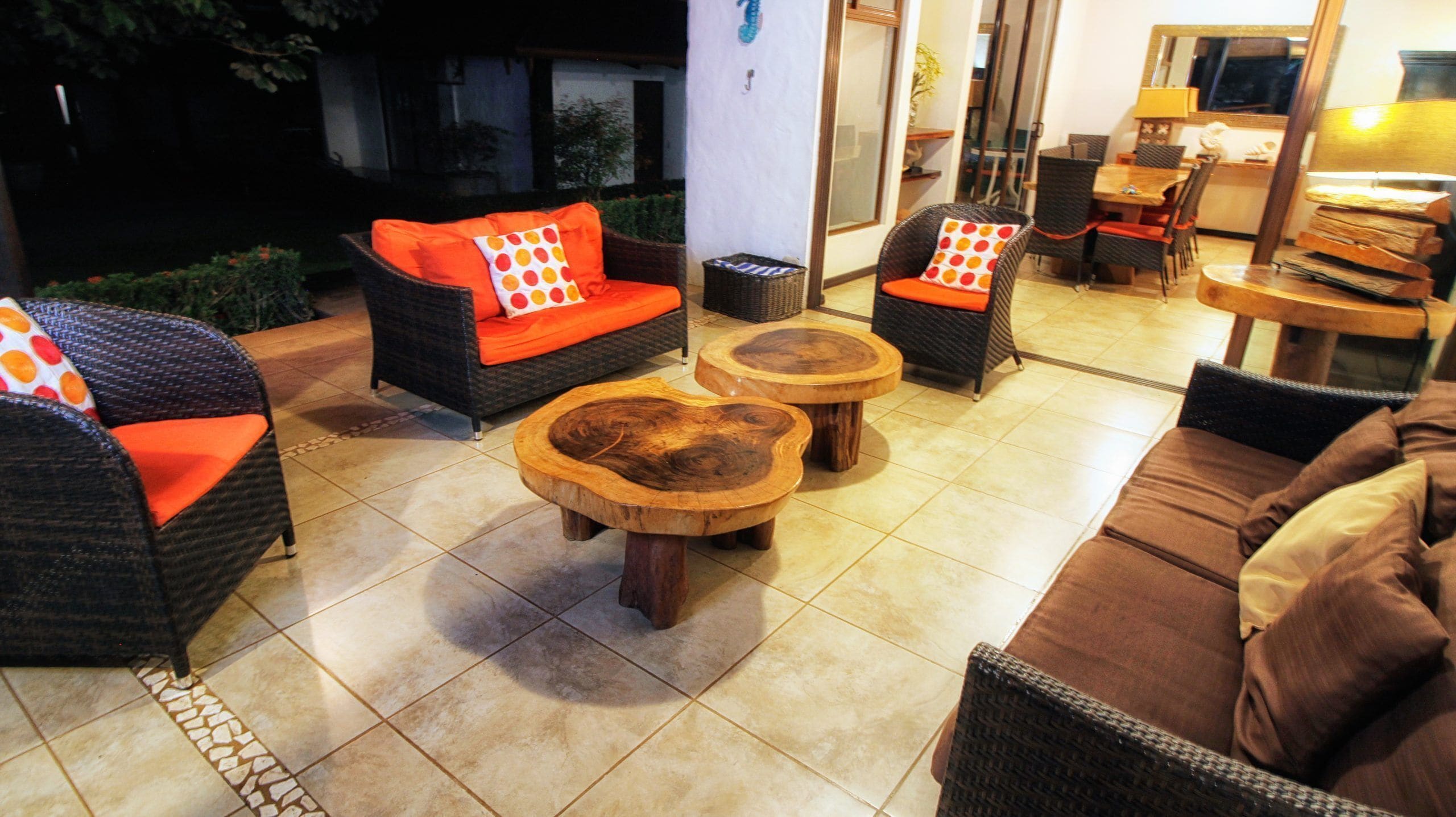 Familie villa, 3 slaapkamers, gedeeltelijk uitzicht op zee | Terras