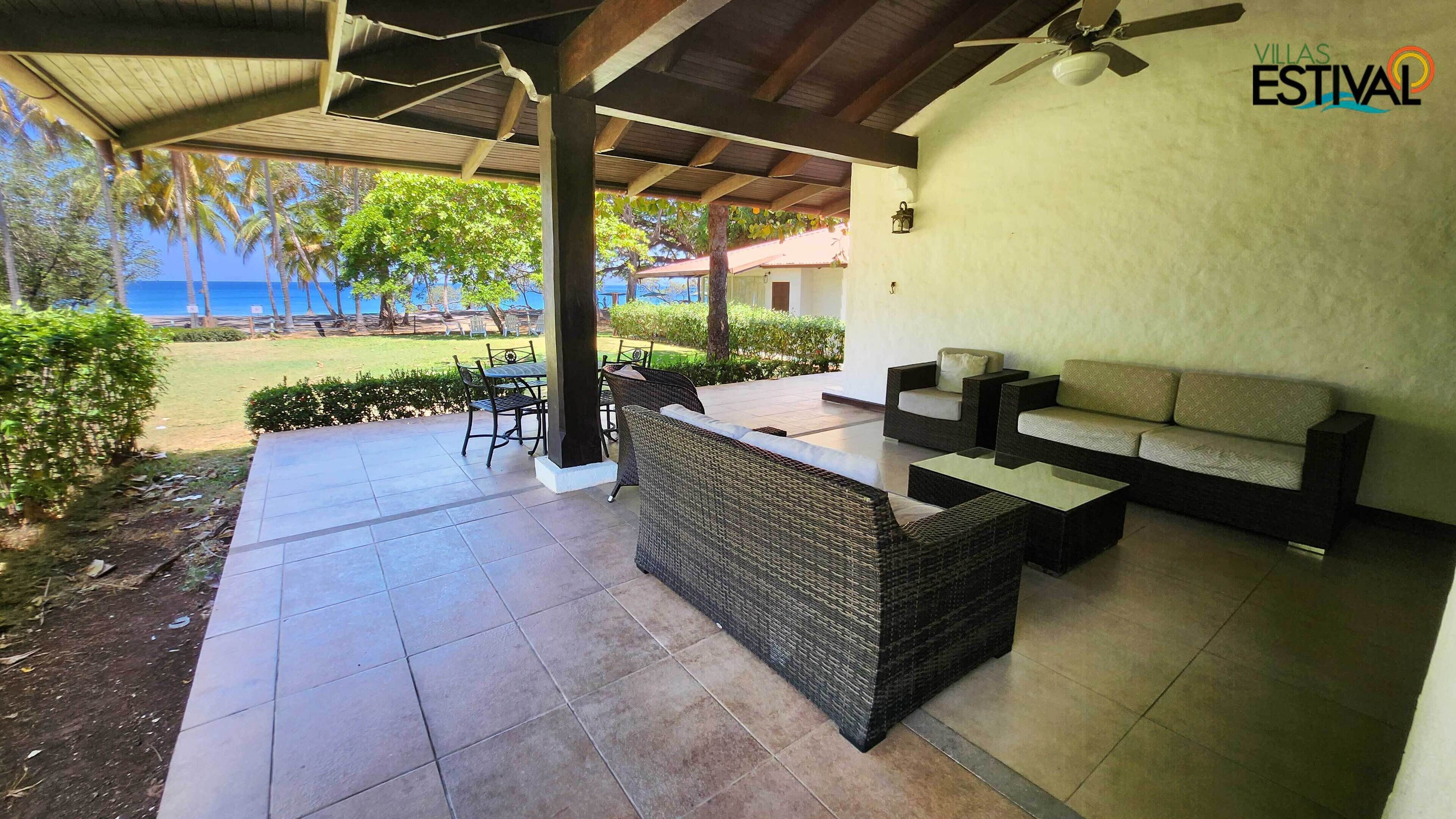 Villa Supérieure, 2 chambres, en front de plage | Terrasse/Patio