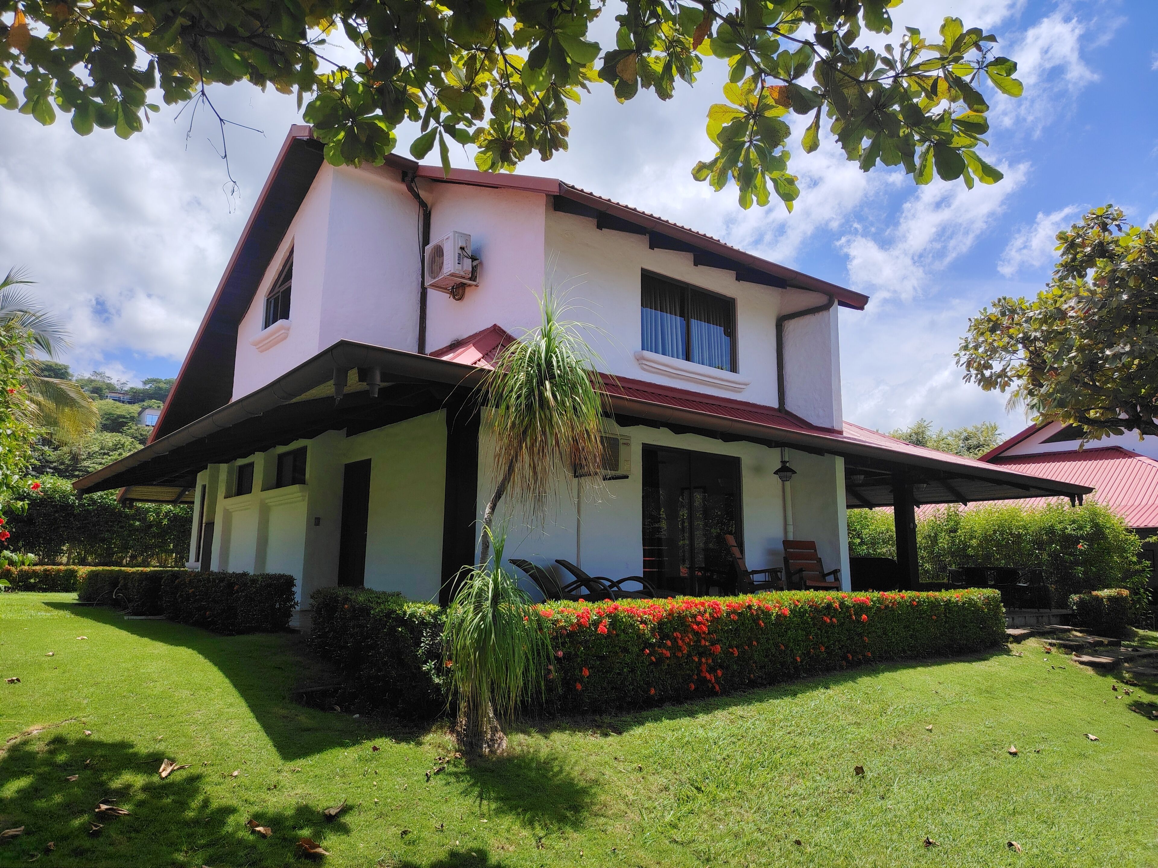 Family Villa, 4 Bedrooms, Poolside | Terrace/patio