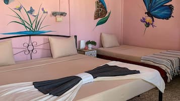 1 habitación, escritorio, wifi gratis y ropa de cama
