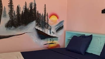 1 bedroom, desk, free WiFi, bed sheets