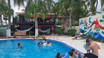 Alberca al aire libre