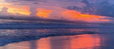 Camastros y toallas de playa