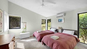 2 室のベッドルーム、WiFi、ベッドシーツ