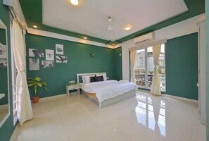 5 bedrooms, Internet, bed sheets