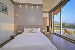 6 bedrooms, Internet, bed sheets