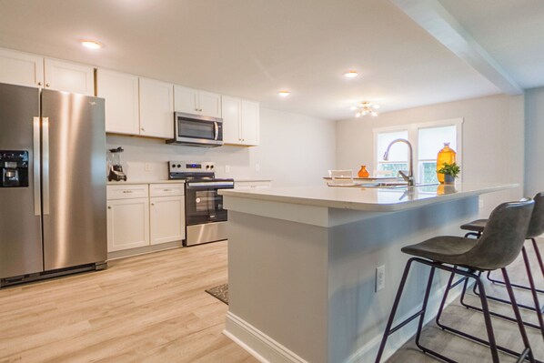 Four, plaque de cuisson, lave-vaisselle