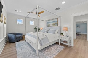 4 bedrooms, iron/ironing board, bed sheets