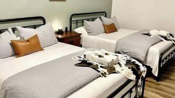 3 Schlafzimmer, Bügeleisen/Bügelbrett, WLAN, Bettwäsche