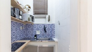 House | 1 bedroom - Cozy 6 Minutes From Copacabana Beach Br710 (Rio de Janeiro)