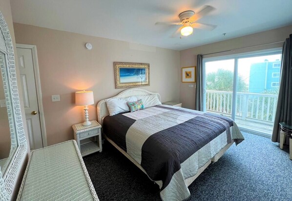 7 soverom, strykejern/-brett, wi-fi (inkludert) og sengetøy