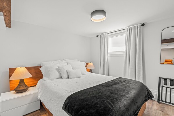 1 bedroom, iron/ironing board, WiFi, bed sheets