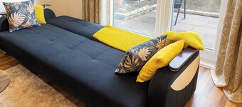 Home for Family, Contractors & Tourists!