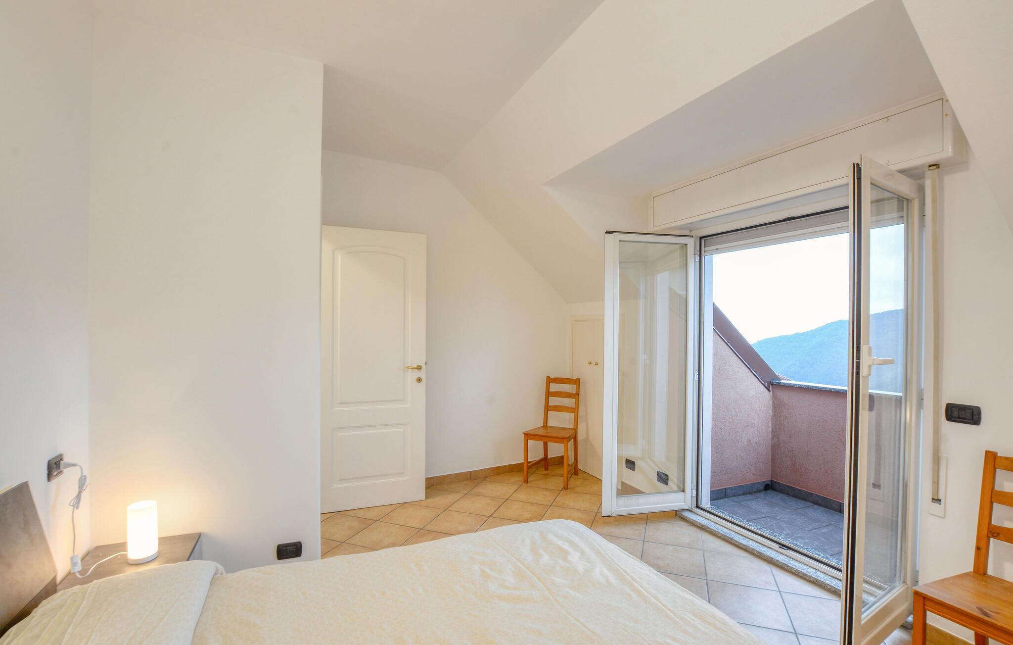 2 bedrooms, iron/ironing board