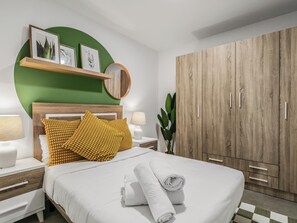 1 室のベッドルーム、WiFi、ベッドシーツ
