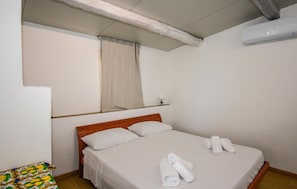 4 bedrooms, free WiFi