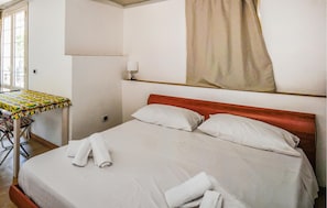4 bedrooms, WiFi (free) - Lovely home in Marzamemi with WiFi (Marzamemi)