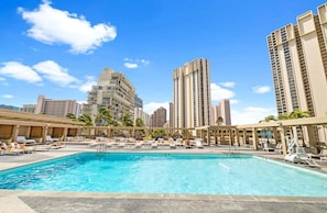 Piscine extérieure