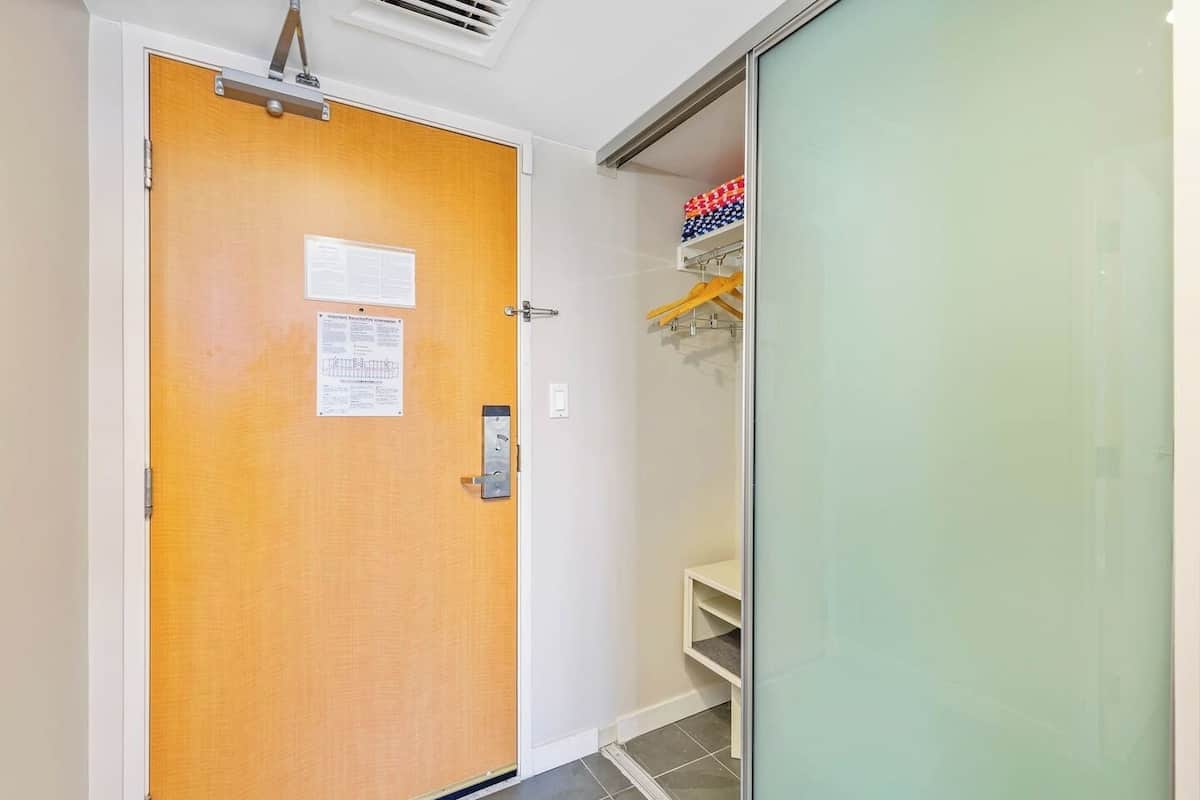 In-room safe, desk, laptop workspace, iron/ironing board