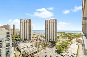 Ngoại thất