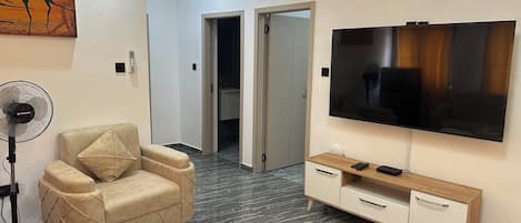 Luxury-Apartment, 1 Queen-Bett und Schlafsofa, KĂŒche | Wohnbereich