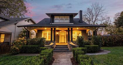 East Nashville Retreat w/ Fireplace, Backyard Firepit, Outdoor Dining & Minutes From Downtown Music, Food & Nightlife Chapel House by Avantstay