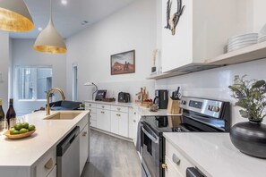 House (Multiple Bedrooms) | Interior