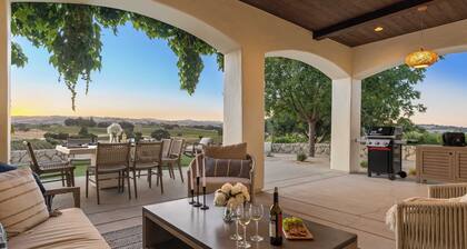 Wine Country Escape w/ Views + Wine Cellar & Gym Caterina Dusi Vineyard by Avantstay