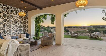 Wine Country Escape w/ Views + Wine Cellar & Gym Caterina Dusi Vineyard by Avantstay