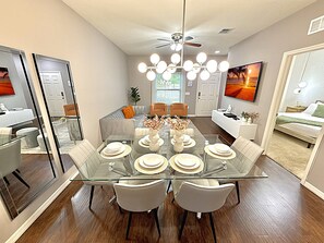 3 bedrooms, iron/ironing board, WiFi, bed sheets