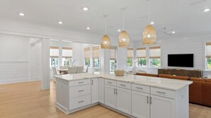 Interior - Sleeps 20 2 Homes, 9bdr, Arcade Walk to Blue Mountain Beach Access & Eats (Santa Rosa Beach)
