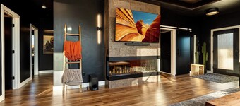 3BR Family Villa • Hot Tub, Game Room, Views • Near Zion & Bryce