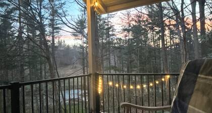 Riverfront Access & View! Dog-Friendly, Fenced Yard! Spring @ River Breeze Cabin