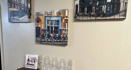 The Red Door - 1 Apartment, you’re welcomed with love!