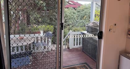 Private Comfortable bungalow for 2