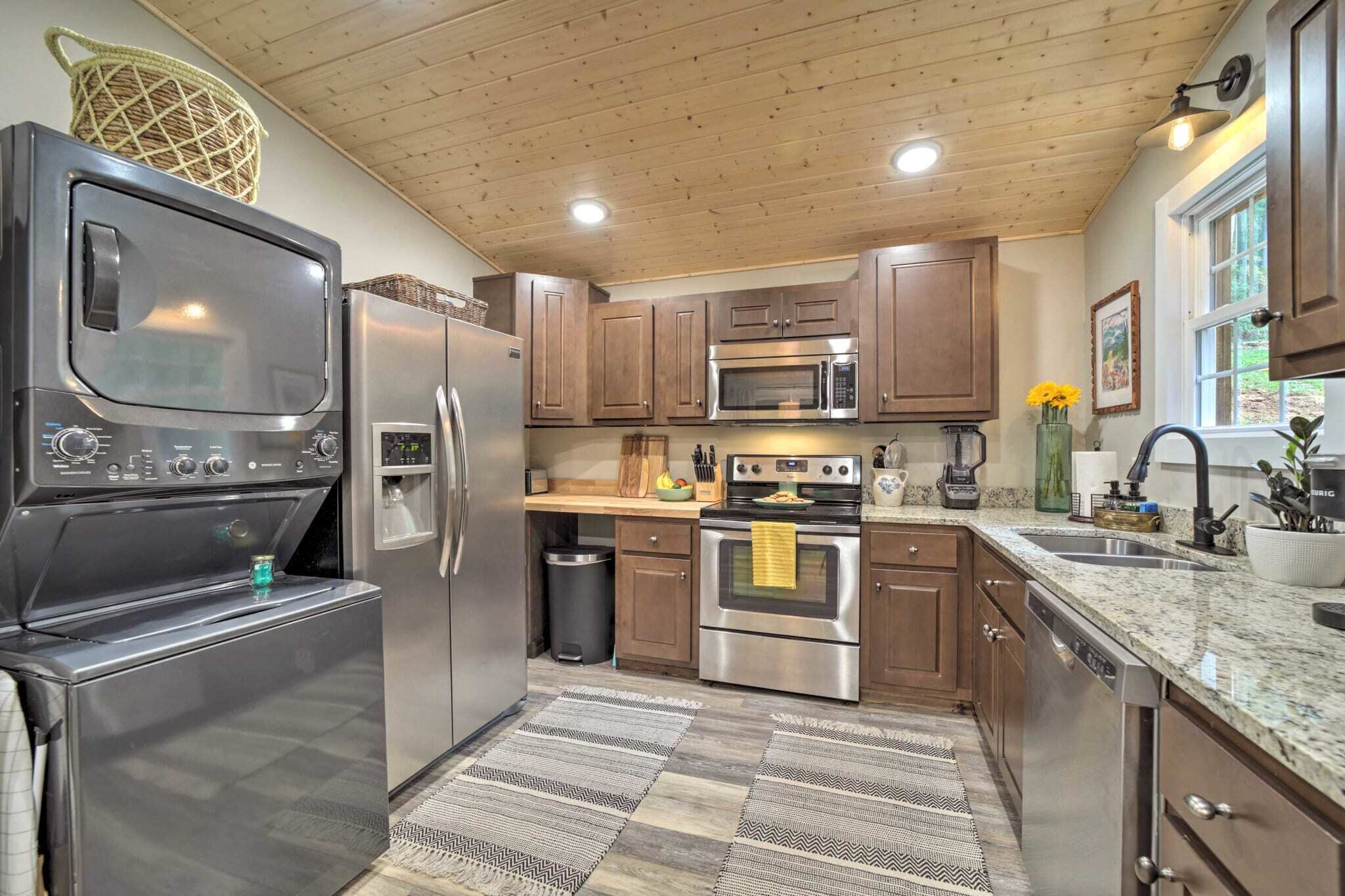 Microwave, oven, stovetop, dishwasher