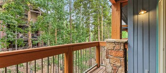 Cozy Breck Townhome – Walk to Lifts & Shuttle