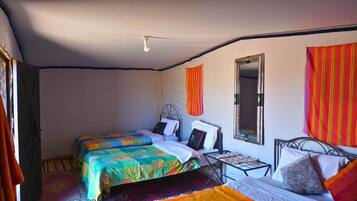 6 chambres, accĂšs Internet, draps fournis