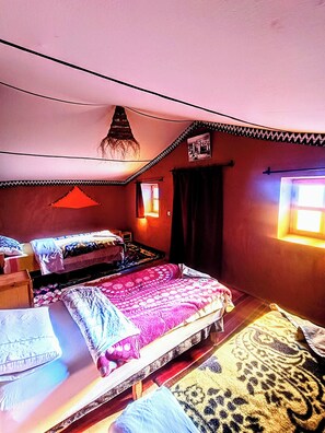 6 Schlafzimmer, Internetzugang, Bettwäsche