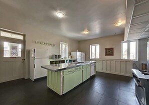 Microonde, forno, piano cottura