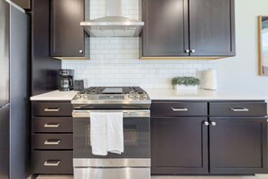 Fridge, microwave, oven, stovetop - Scenic Mountain Stay Near Deer Valley Ski! (Heber City)