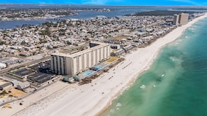 On the beach - All-New Condo Stay | Balcony Overlooking the Ocean (Panama City Beach)