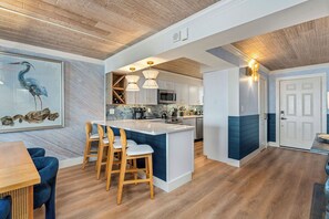 Fridge, microwave, oven, stovetop - All-New Condo Stay | Balcony Overlooking the Ocean (Panama City Beach)