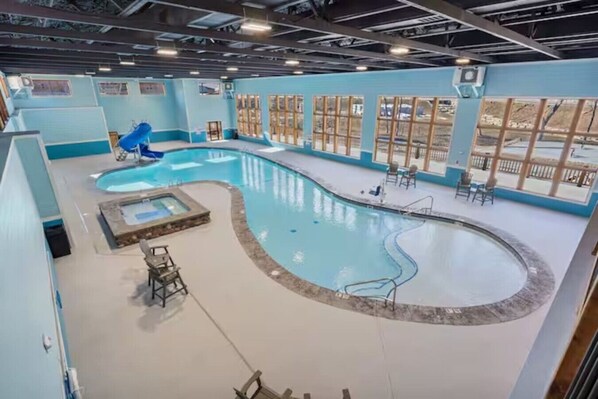 Pool - Creekside Cabin / Branson, SDC, Lakes, In/Out Pool (Hollister)