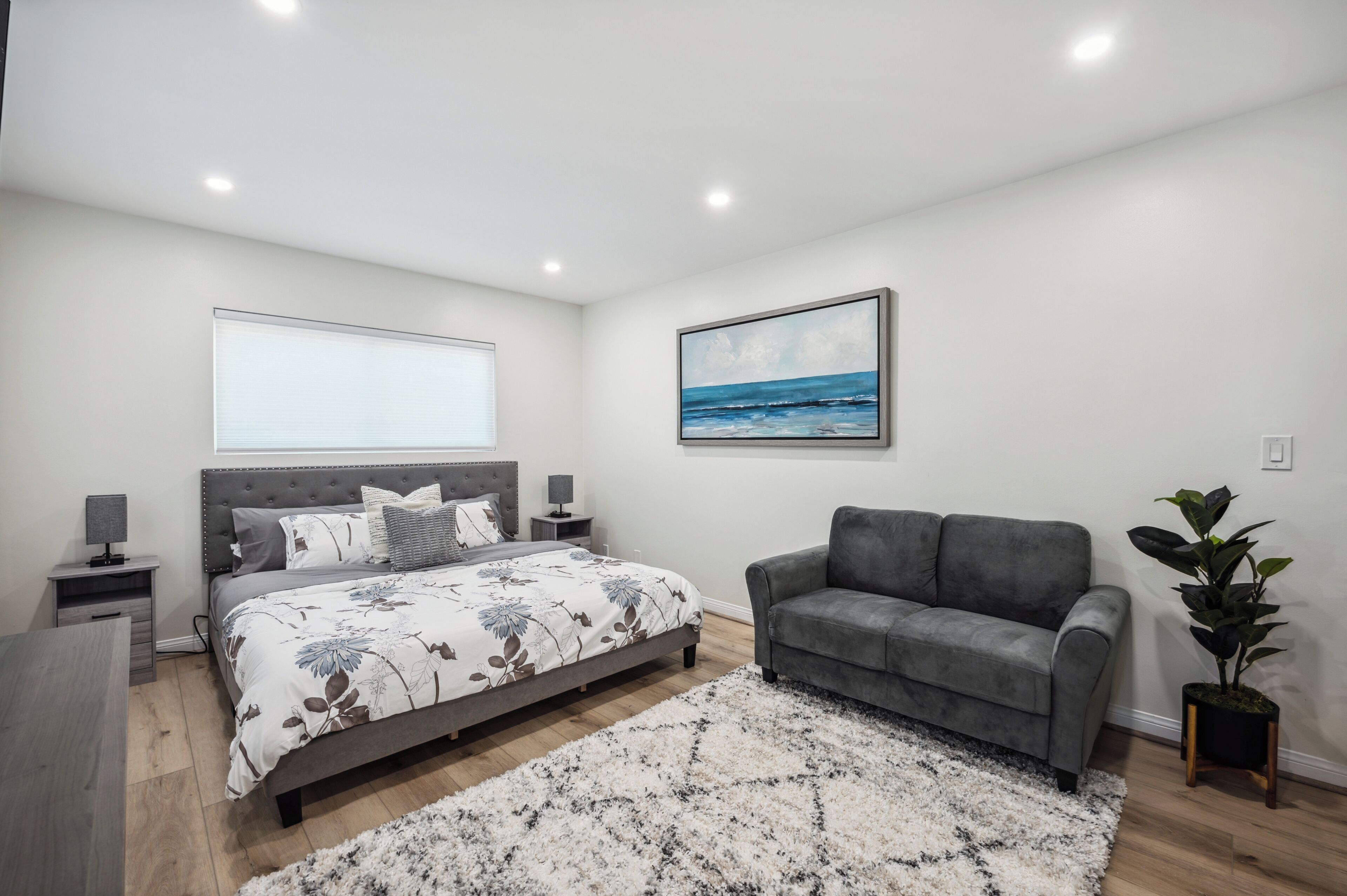 3 slaapkamers, een bureau, een strijkplank/strijkijzer, gratis wifi