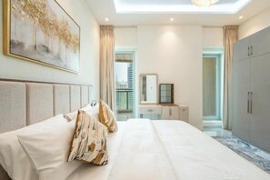 5 bedrooms, internet
