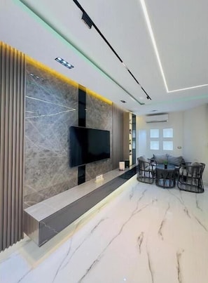 Interior - Hjertet av Al Mohandiseen (Giza Governorate)