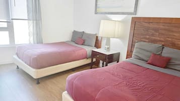 2 bedrooms, iron/ironing board, free WiFi, bed sheets