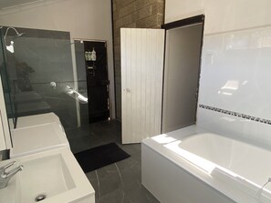 Towels, soap, toilet paper