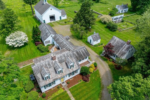 The Cottage at Golden Hill Farm